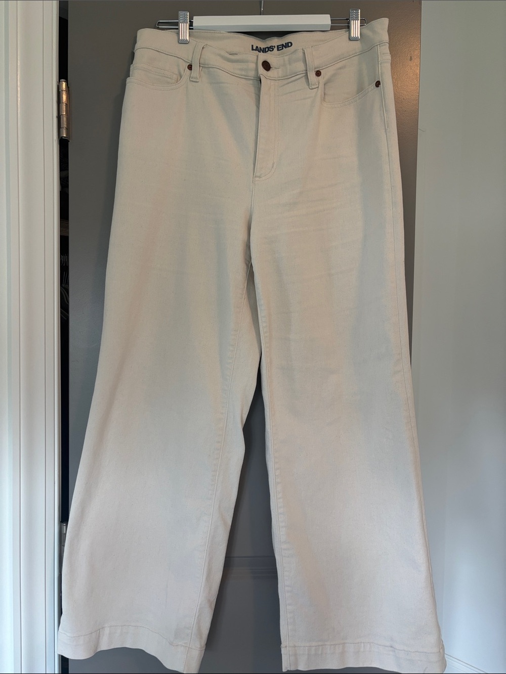 Lands' End Wide Leg Jeans in Off-White/Cream